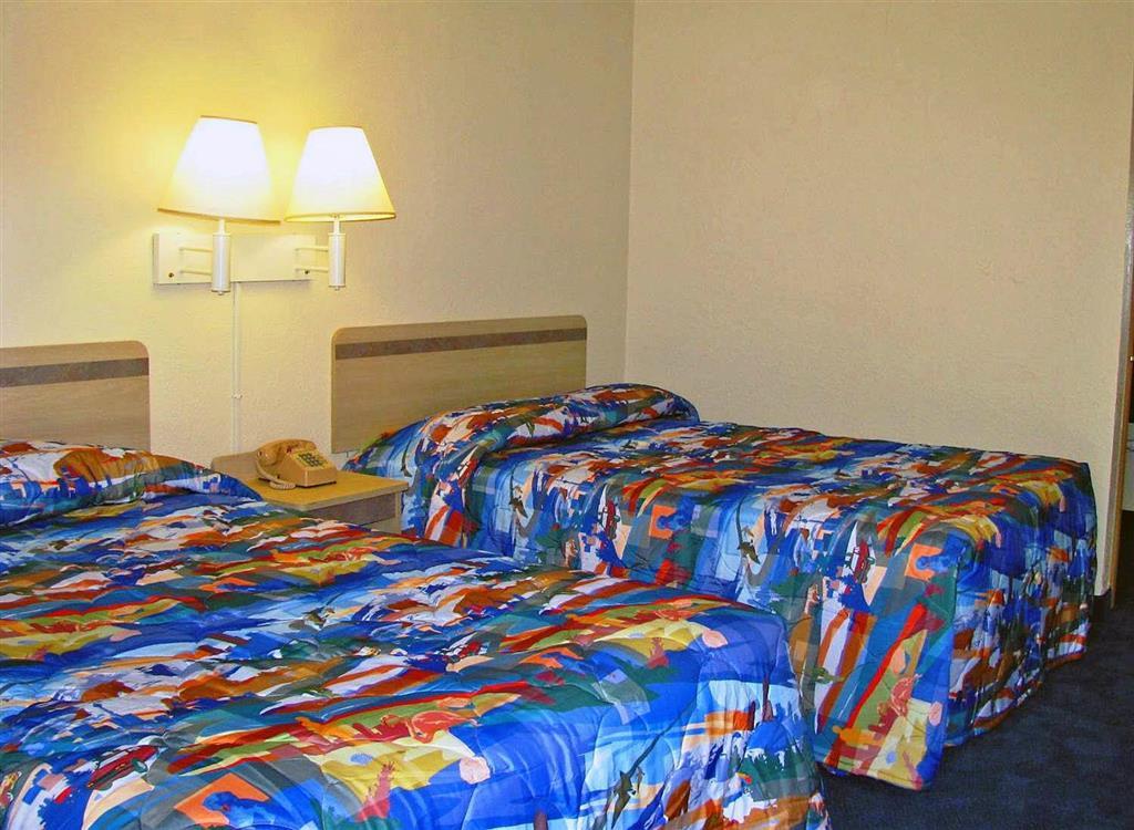 Rodeway Inn Dubuque Quarto foto